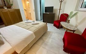 Nikos Apartment